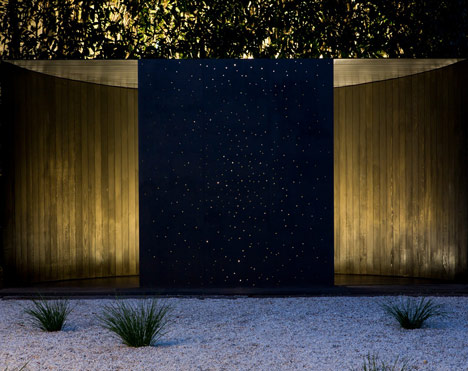 Crescent House by Andrew Burns Crescent House by Andrew Burns