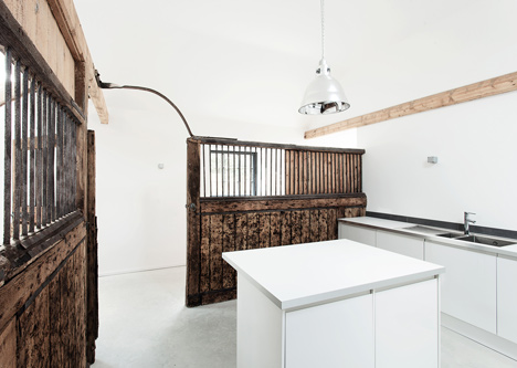 Manor House Stables by AR Design Studio Manor House Stables by AR Design Studio