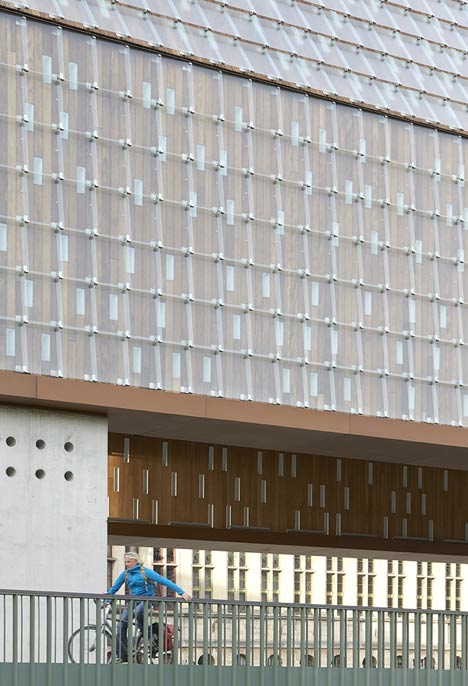 Market Hall by Robbrecht en Daem and Marie-José Van Hee
