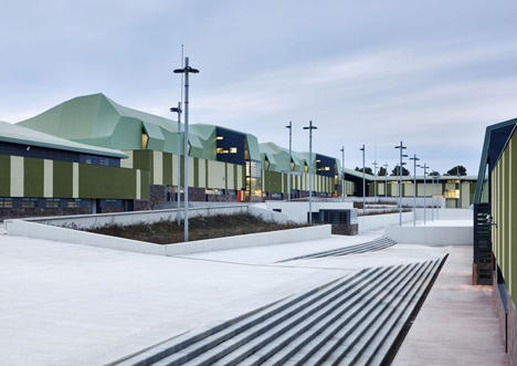 Mas d'Enric Penitentiary by AiB and Estudi PSP Arquitectura Mas d'Enric Penitentiary by AiB and Estudi PSP Arquitectura