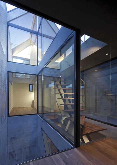 NEUT by Apollo Architects & Associates NEUT by Apollo Architects & Associates