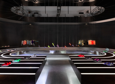 Nike Free 2013 installation by Studio-at-Large Nike Free 2013 installation by Studio-at-Large
