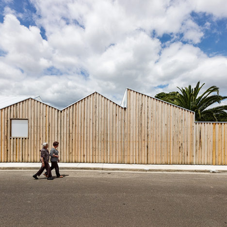 Profile House by BLOXAS