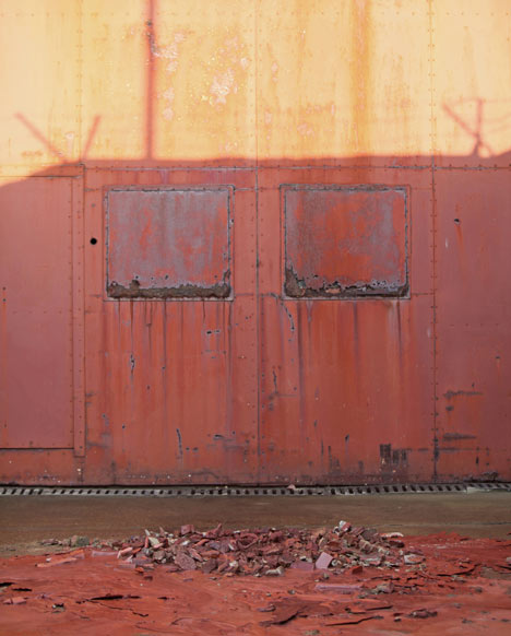 A Pound of Flesh for 50p by Alex Chinneck A Pound of Flesh for 50p by Alex Chinneck
