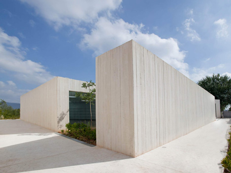 Biblioteca Sant Josep by Ramon Esteve Estudio