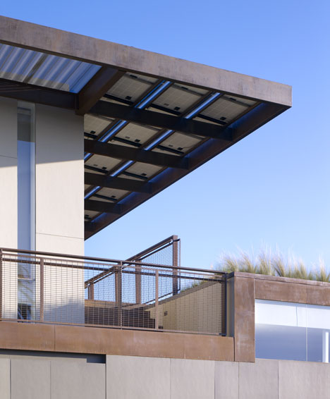 Yin Yang House by Brooks + Scarpa Yin Yang House by Brooks + Scarpa