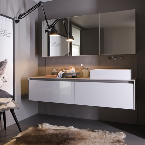 Gamma collection by Arclinea in Milan Gamma collection by Arclinea in Milan