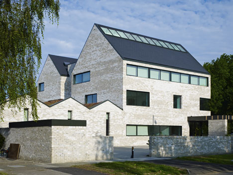 North London Hospice by Allford Hall Monaghan Morris North London Hospice by Allford Hall Monaghan Morris