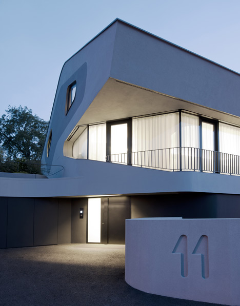 OLS House by J. Mayer H. OLS House by J. Mayer H.