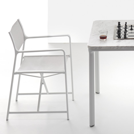 Park Life folding armchair by Jasper Morrison for Kettal Park Life folding armchair by Jasper Morrison for Kettal