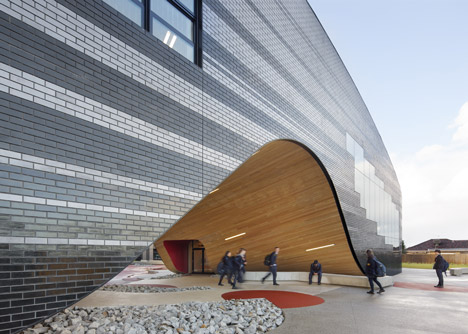 Penleigh and Essendon Grammar School Senior by McBride Charles Ryan Penleigh and Essendon Grammar School Senior by McBride Charles Ryan