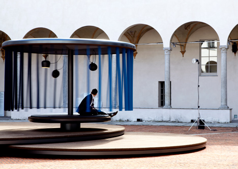 Quiet Motion by Ronan and Erwan Bouroullec for BMWi Quiet Motion by Ronan and Erwan Bouroullec for BMWi