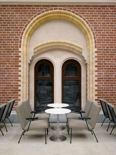 Rijksmuseum Café by Studio Linse