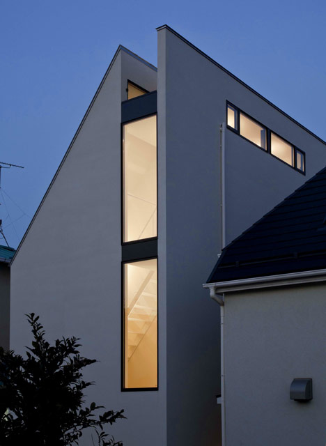 ST-House by PANDA