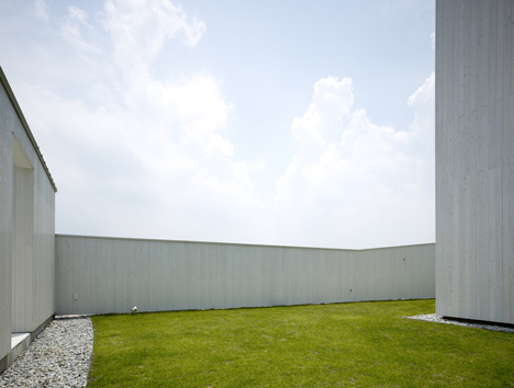 Sundial House by Hironaka Ogawa