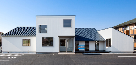 Y Clinic by Kimitaka Aoki Y Clinic by Kimitaka Aoki