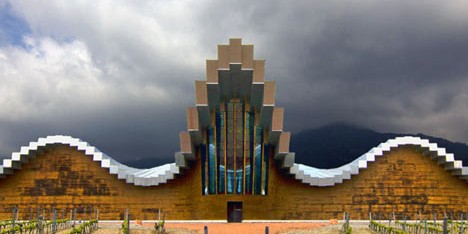 Ysios winery, photo by Wojtek Gurak