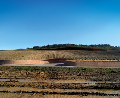 Antinori Winery by ARCHEA ASSOCIATI Antinori Winery by ARCHEA ASSOCIATI