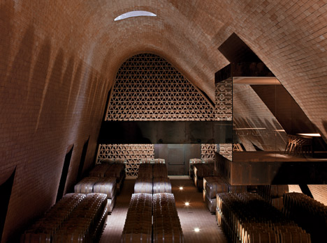 Antinori Winery by ARCHEA ASSOCIATI Antinori Winery by ARCHEA ASSOCIATI