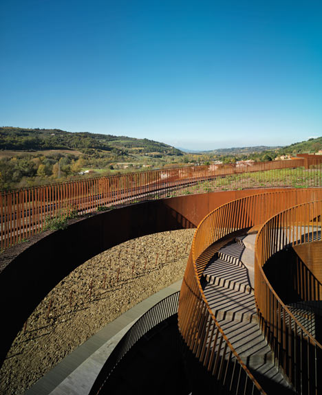 Antinori Winery by ARCHEA ASSOCIATI Antinori Winery by ARCHEA ASSOCIATI