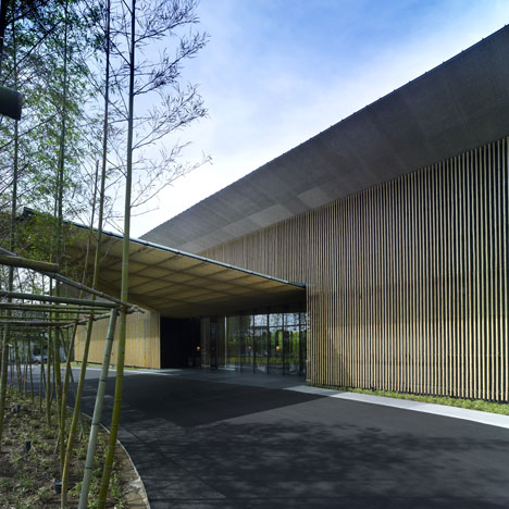 Garden Terrace Miyazaki by Kengo Kuma and Associates