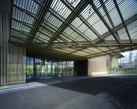 Garden Terrace Miyazaki by Kengo Kuma and Associates