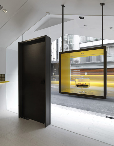 Les bebes Cupcakery by J.C. Architecture Les bebes Cupcakery by J.C. Architecture