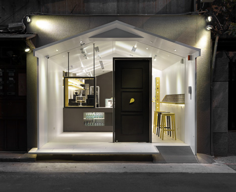 Les bebes Cupcakery by J.C. Architecture Les bebes Cupcakery by J.C. Architecture