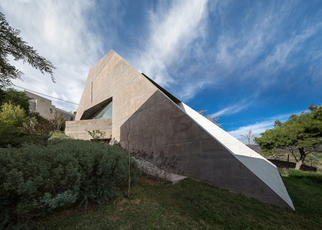 Residence in Kallitechnoupolis by Tense Architecture Network Residence in Kallitechnoupolis by Tense Architecture Network
