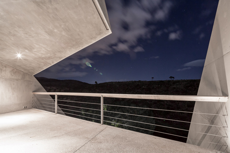 Residence in Kallitechnoupolis by Tense Architecture Network Residence in Kallitechnoupolis by Tense Architecture Network