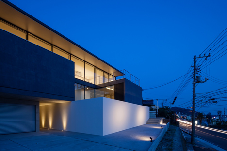 Seascape House by Tomoyuki Sakakida Architect and Associates Seascape House by Tomoyuki Sakakida Architect and Associates