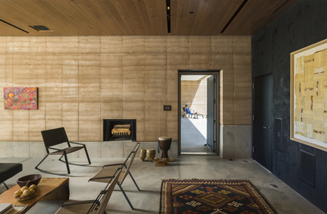 Tucson Mountain Retreat by DUST