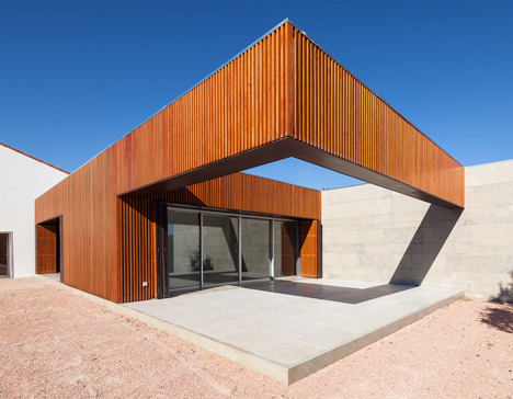 Vale da Abelha House by Duarte Pape Vale da Abelha House by Duarte Pape