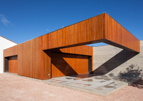 Vale da Abelha House by Duarte Pape Vale da Abelha House by Duarte Pape