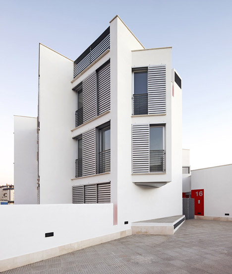 14 Official Proteccion Housing in Ibiza by Castell-Pons Arquitectes
