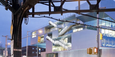 Movie: Campbell Sports Centre by Steven Holl Architects