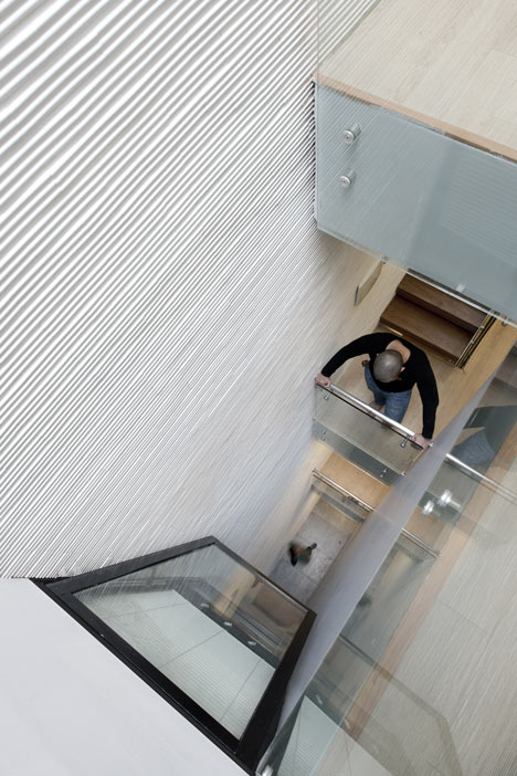 4.5x20 House by AHL Architects Associates 4.5x20 House by AHL Architects Associates