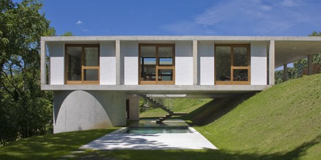 House in Sonvico by Architetti Pedrozzi e Diaz Saravia