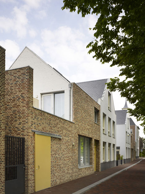 Houses in Molenplein by Tony Fretton Architects Houses in Molenplein by Tony Fretton Architects