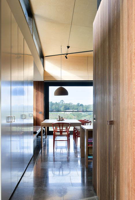 Main Ridge Residence by McAllister Alcock Architects Main Ridge Residence by McAllister Alcock Architects