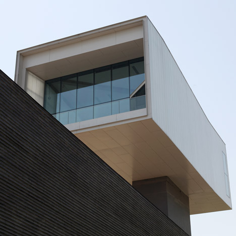 Nanjing Sifang Art Museum by Steven Holl Architects Nanjing Sifang Art Museum by Steven Holl Architects