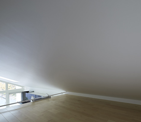 Park House by Another Apartment