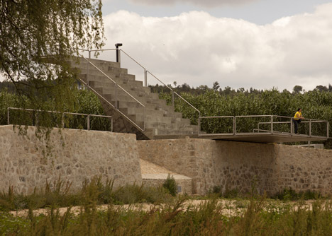 Rio de Moinhos Open-Air Theatre by Ateliermob Rio de Moinhos Open-Air Theatre by Ateliermob