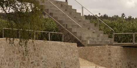Rio de Moinhos Open-Air Theatre by Ateliermob