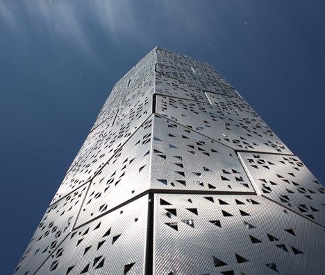 Skyscraper for bees by University at Buffalo students Skyscraper for bees by University at Buffalo students