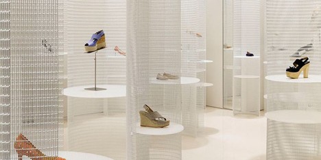 Lucca llena shoe store by Ryutaro Matsuura