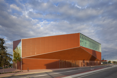 Montauban Public Library Montauban Public Library