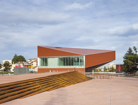Montauban Public Library Montauban Public Library