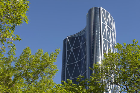 Dezeen_The Bow by Foster + Partners_15 Dezeen_The Bow by Foster + Partners_15