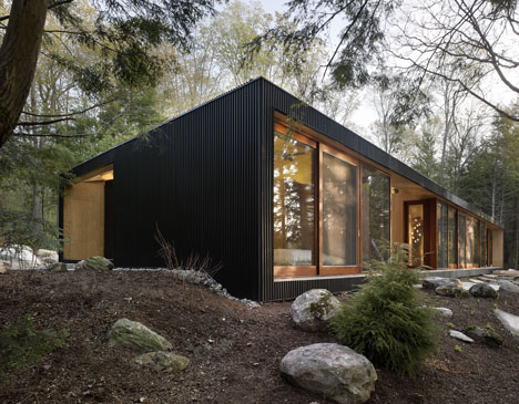 Clear Lake Cottage by MacLennan Jaunkalns Miller Architects